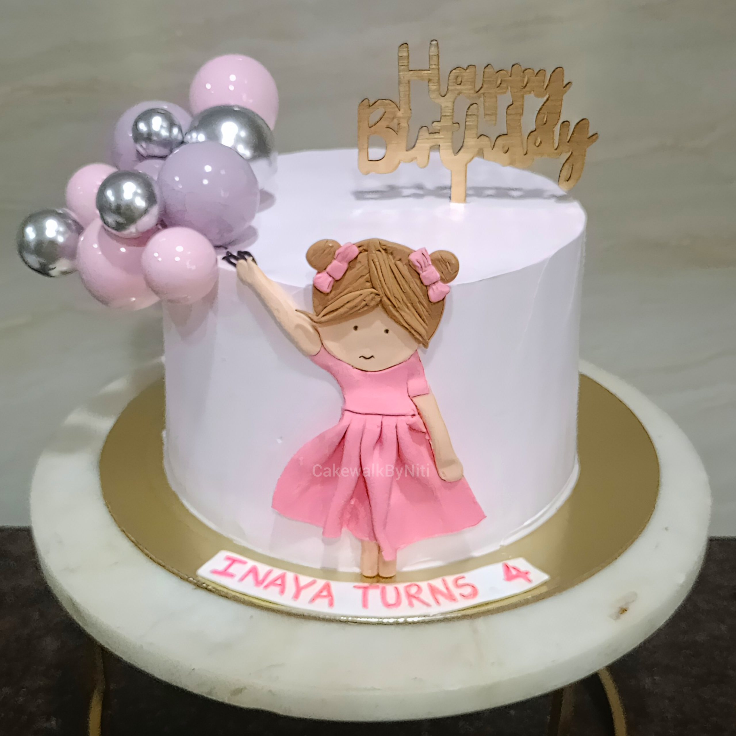 InShot_20250831_180100723 - Niti Hirawat